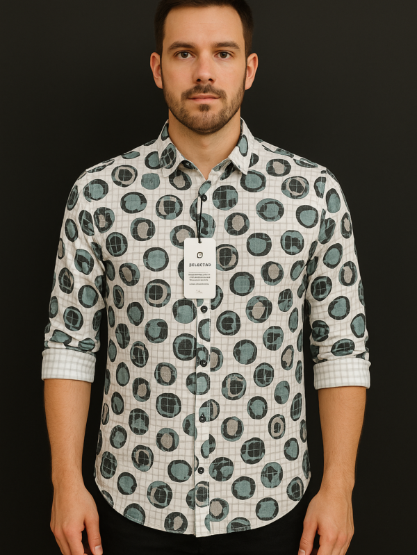 Men's Casual Shirts - M