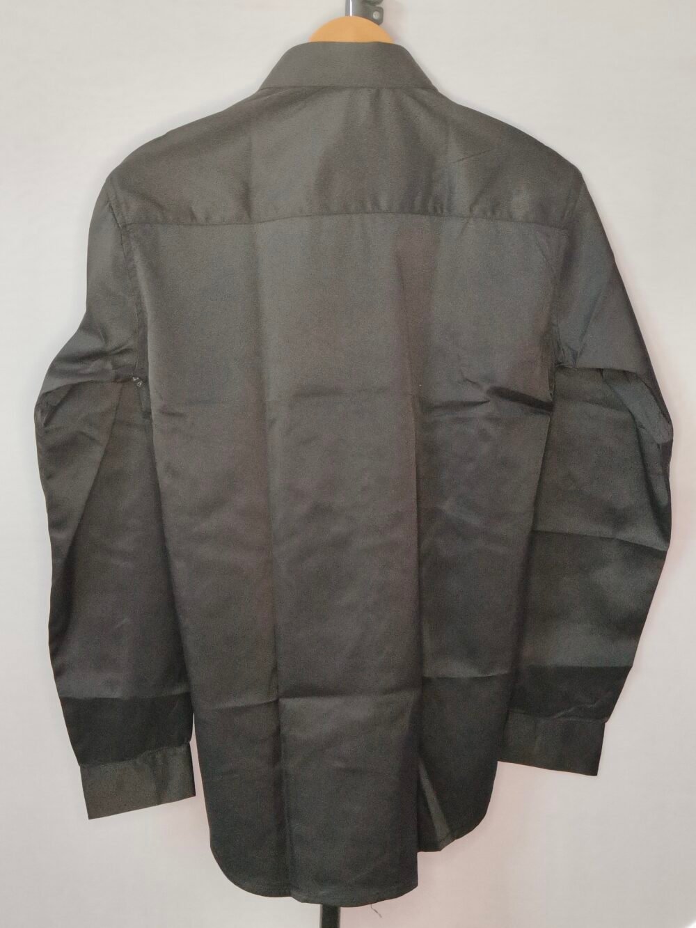 Men's Casual Shirts - Image 4