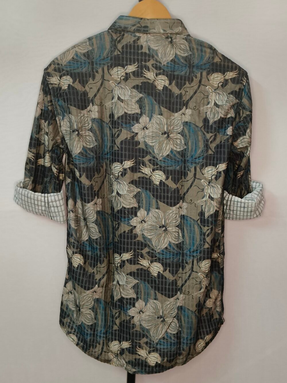 Men's Casual Shirts - Image 4