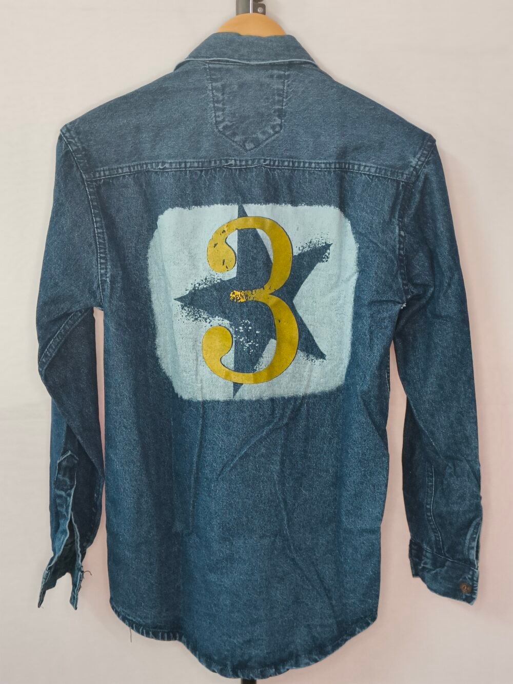 Men's Casual Shirts - Image 4